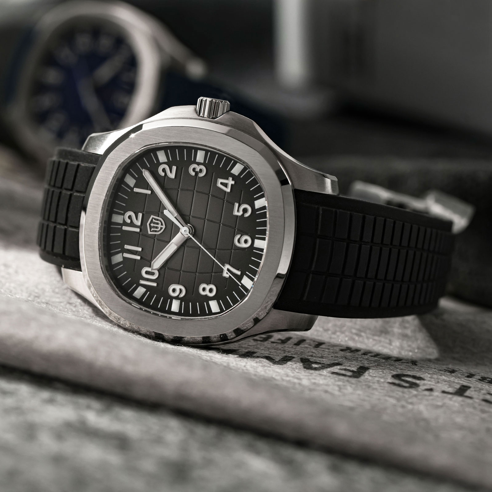 Watchdives WD008 38 มมนาฬิกาดำ - Vintage Watch Collecting บทวิจารณ์และราคา